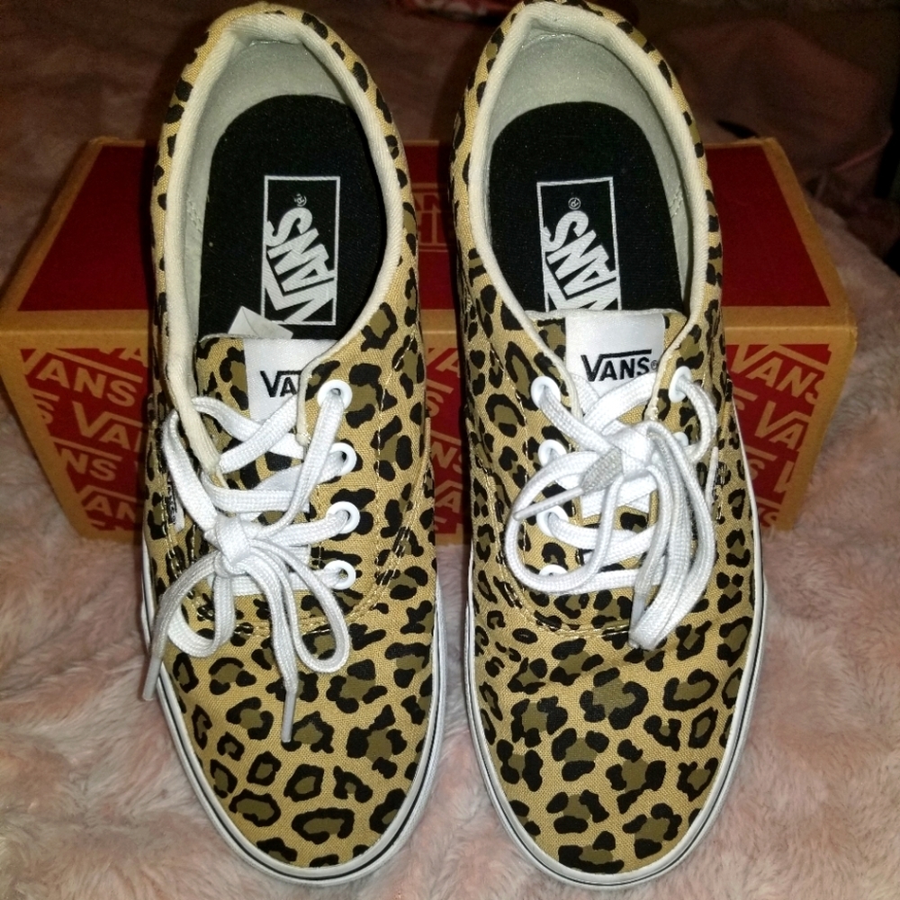 Vans Leopard Canvas shoes